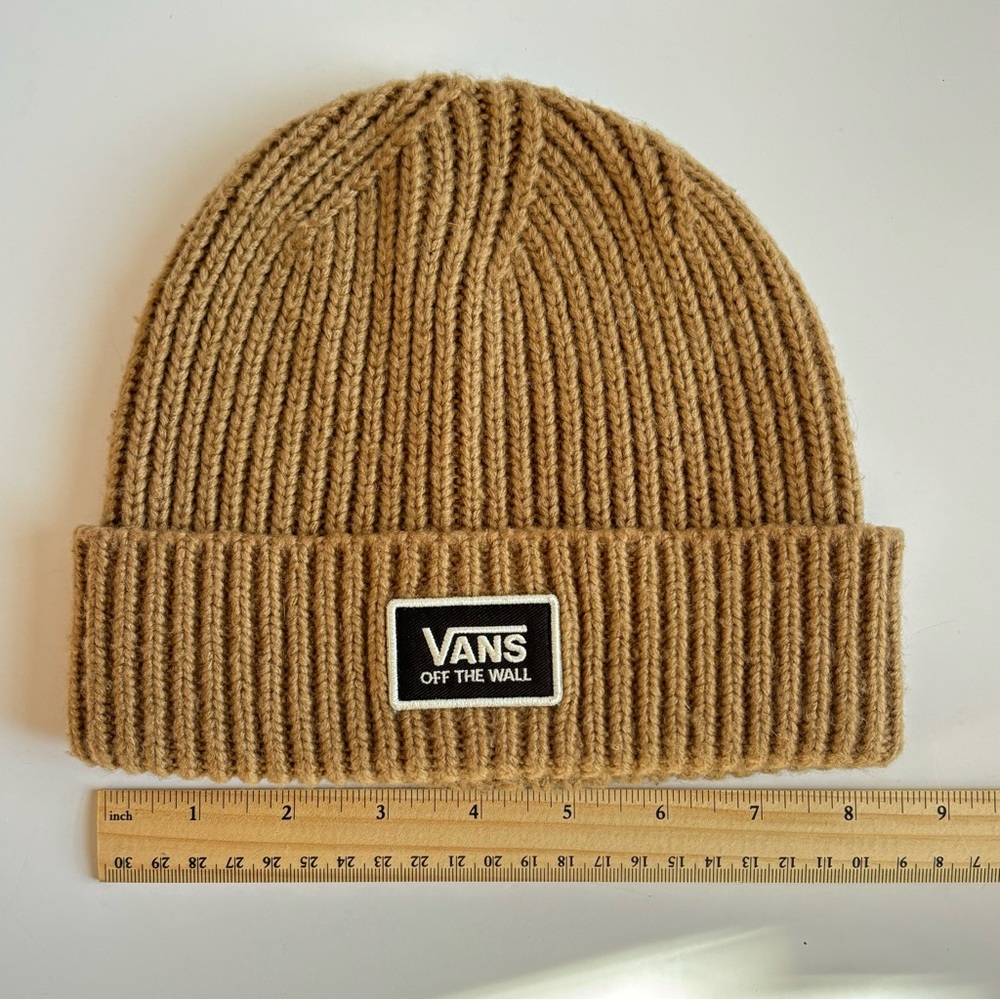VANS Off the Wall Beige Knit Fold Over Beanie Cap 2022 EUC‎ - Picture 4 of 11